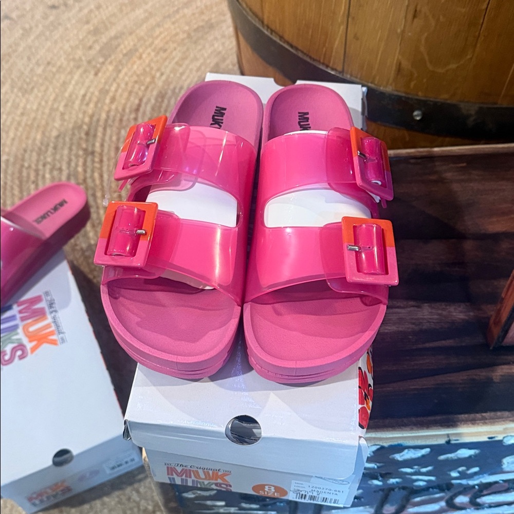 New in  Box - Muk Luks Pink Jelly Double-Buckle Slide Sandals - Picture 4 of 8